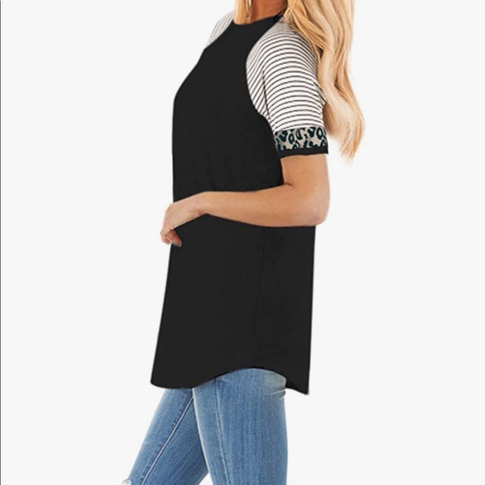 Color Block Animal Print Top - Picture 2 of 11